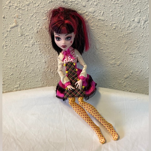 Monster High Draculaura Doll, Forbitten Love Series